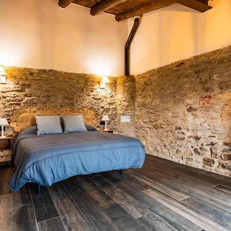 Masia El Nido Country house *